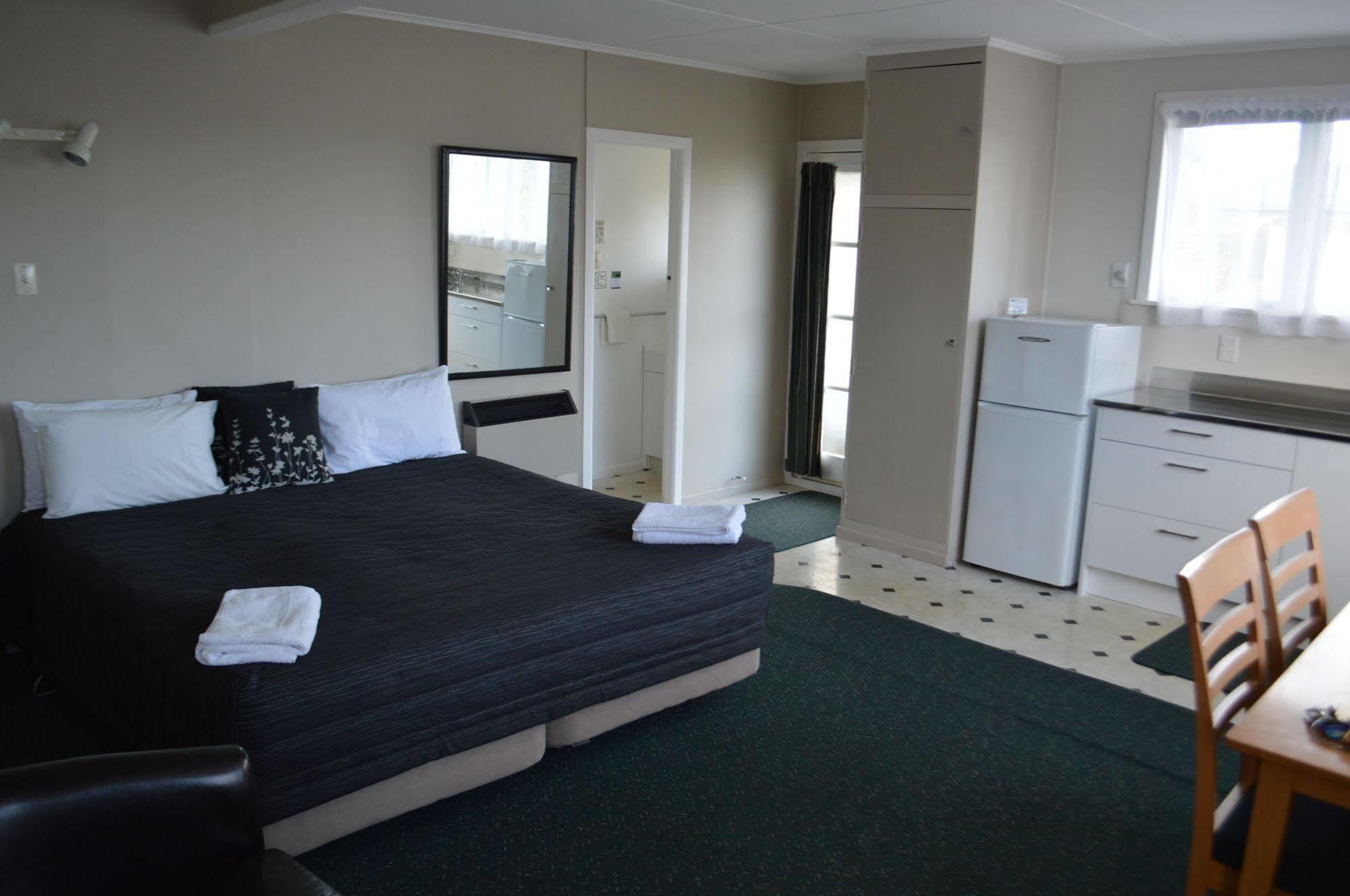 Palm Motel וויהי מראה חיצוני תמונה