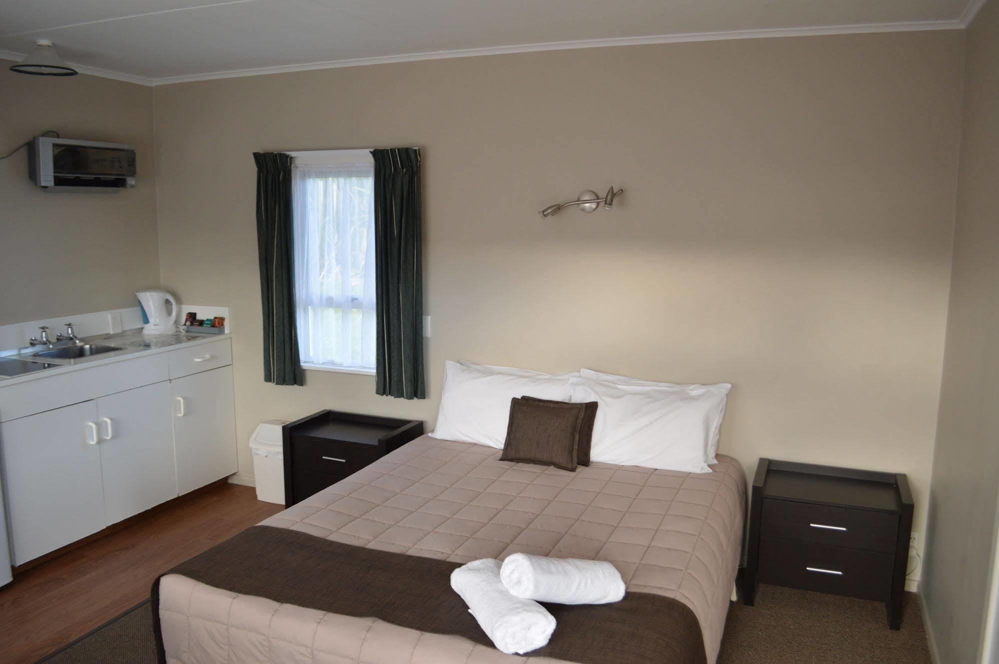 Palm Motel וויהי מראה חיצוני תמונה